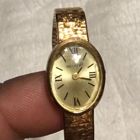 Gorgeous & vintage Verano 14k gold ladies' Italian wristwatch with 14K gold band - Picture 5 of 16